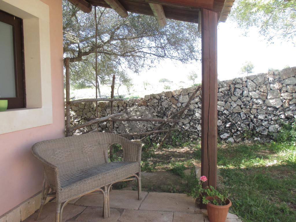 Le Mangiatoie Del Re Giordano Villa Авола Стая снимка