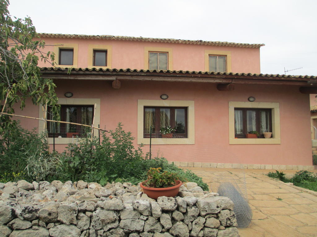 Le Mangiatoie Del Re Giordano Villa Авола Екстериор снимка